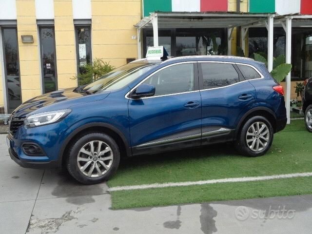 Usata Renault Kadjar Business 116 CV (85 kW) 2020 Blu/azzurro SUV