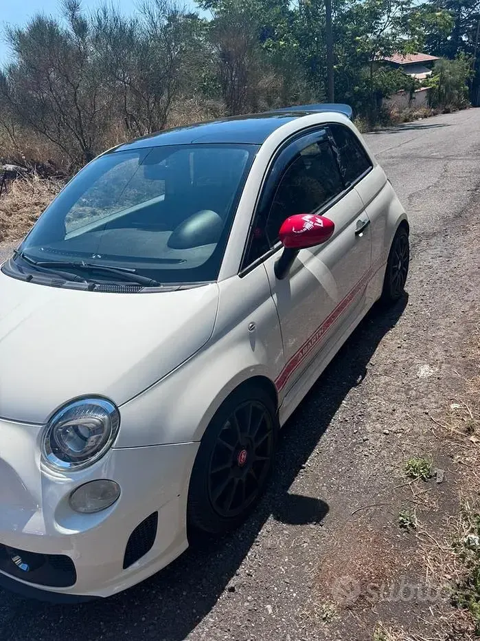 Usata Abarth 500 99 kW (135 CV) 2024 Bianco Berlina