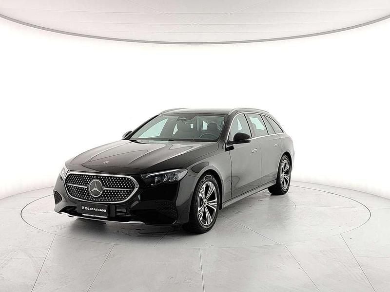 Nero Usata 2024 Mercedes E220 Advanced Station wagon | 46.900 € (Super prezzo) - Immagine 1/4