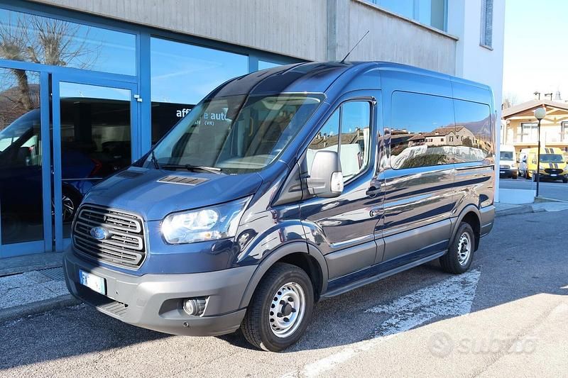 Usata Ford Transit Trend 131 CV (96 kW) 2019 Blu Station wagon