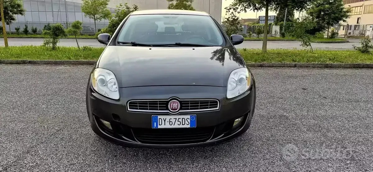 Usata Fiat Bravo 90 CV (66 kW) 2009 Grigio Utilitaria