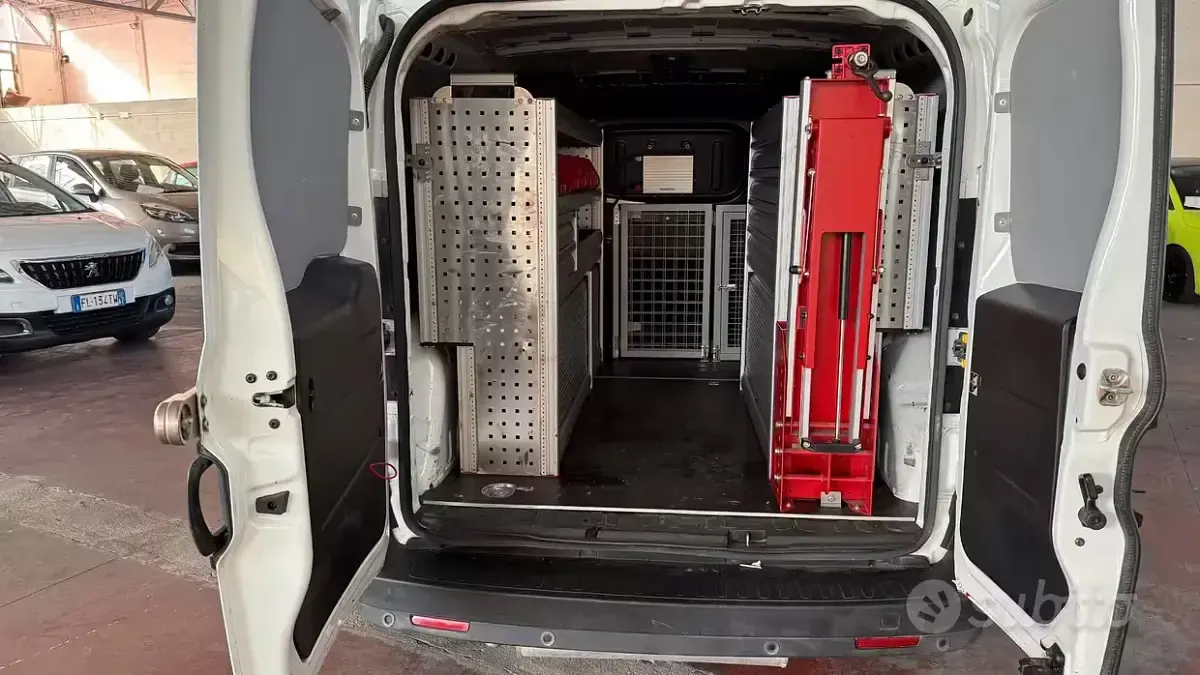 Usata Fiat Doblò 120 CV (88 kW) 2019 Bianco Monovolume