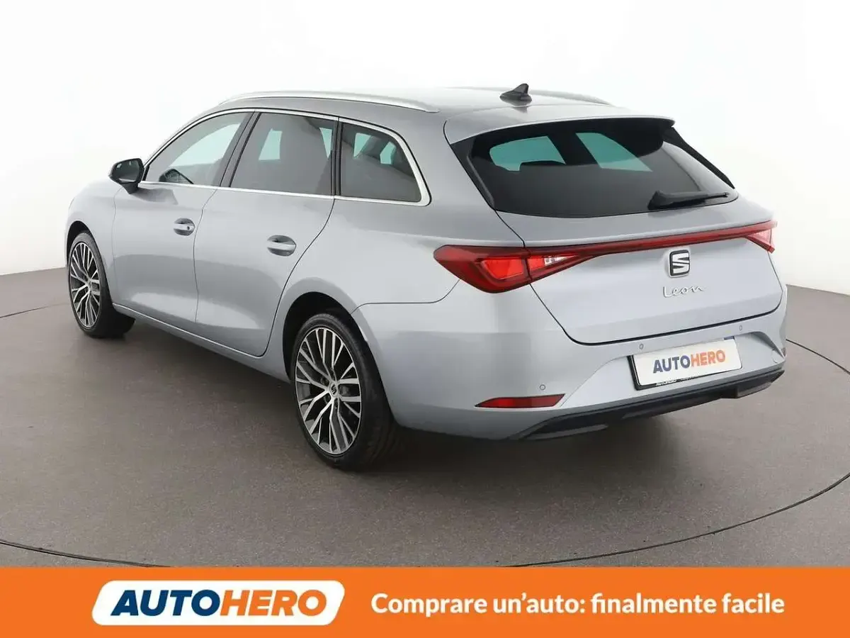 Usata Seat Leon XCELLENCE 150 CV (110 kW) 2021 Argento Station wagon