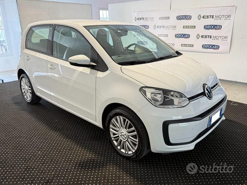 Usata VW up! Move 65 CV (47 kW) 2022 Bianco Utilitaria