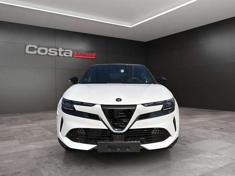 Nuova Alfa Romeo Junior Edizione Speciale 145 CV (106 kW) 2025 Bianco SUV