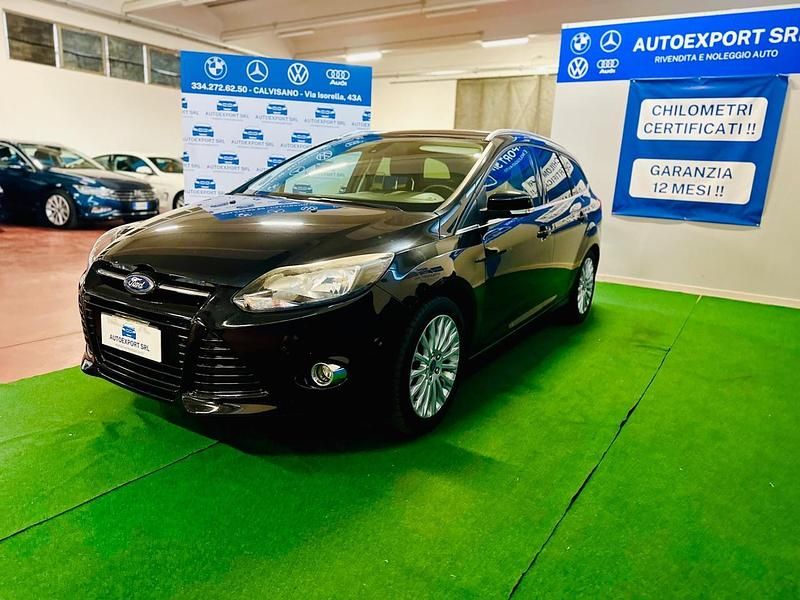 Usata Ford Focus 120 CV (88 kW) 2014 Nero Berlina