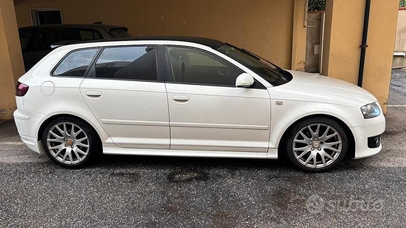 Usata Audi A3 Attraction 105 CV (77 kW) 2006 Bianco Utilitaria