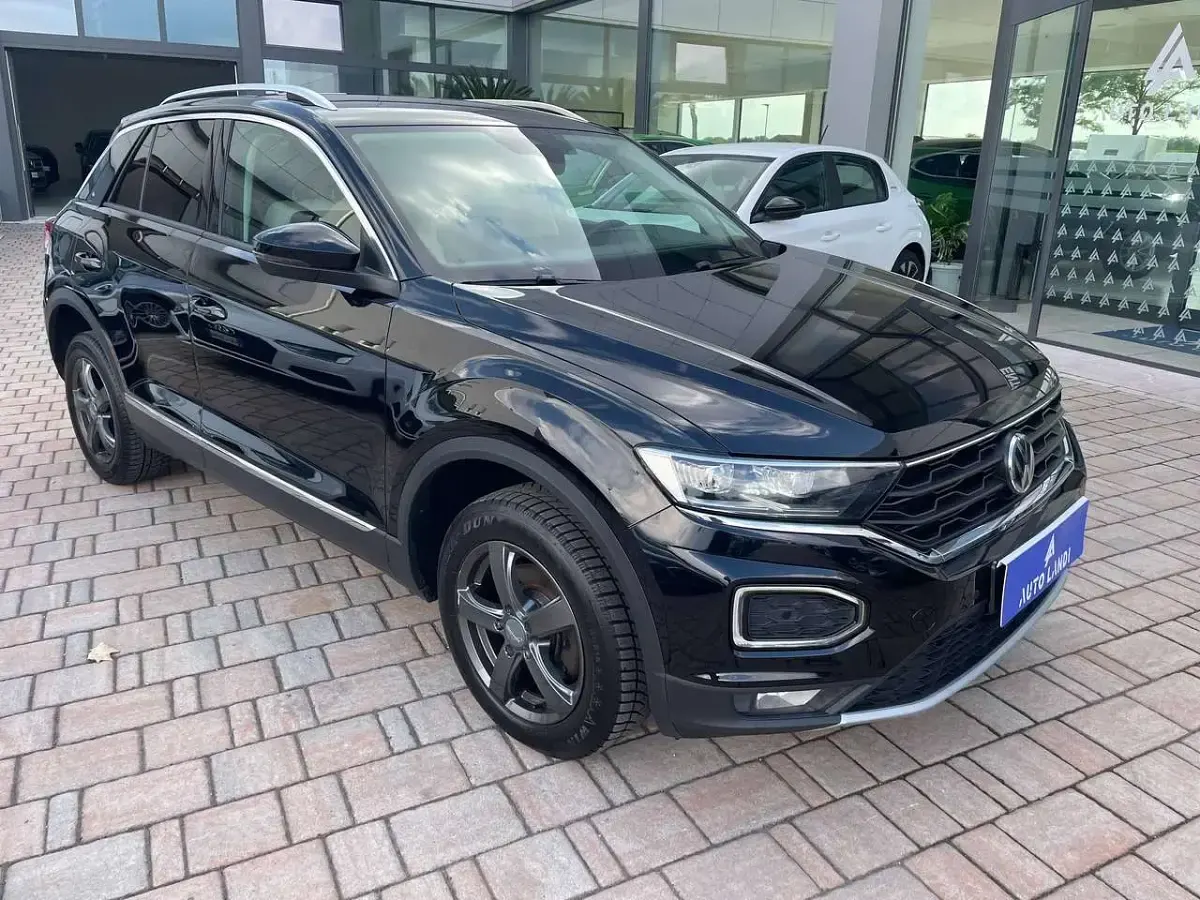 Usata VW T-Roc Advance 150 CV (110 kW) 2020 Nero SUV
