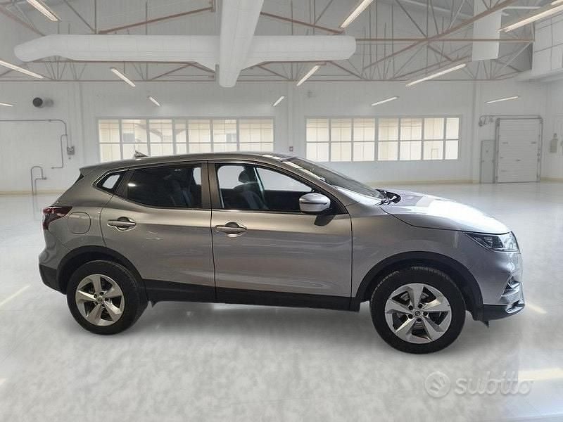 Usata Nissan Qashqai 115 CV (84 kW) 2020 Grigio SUV