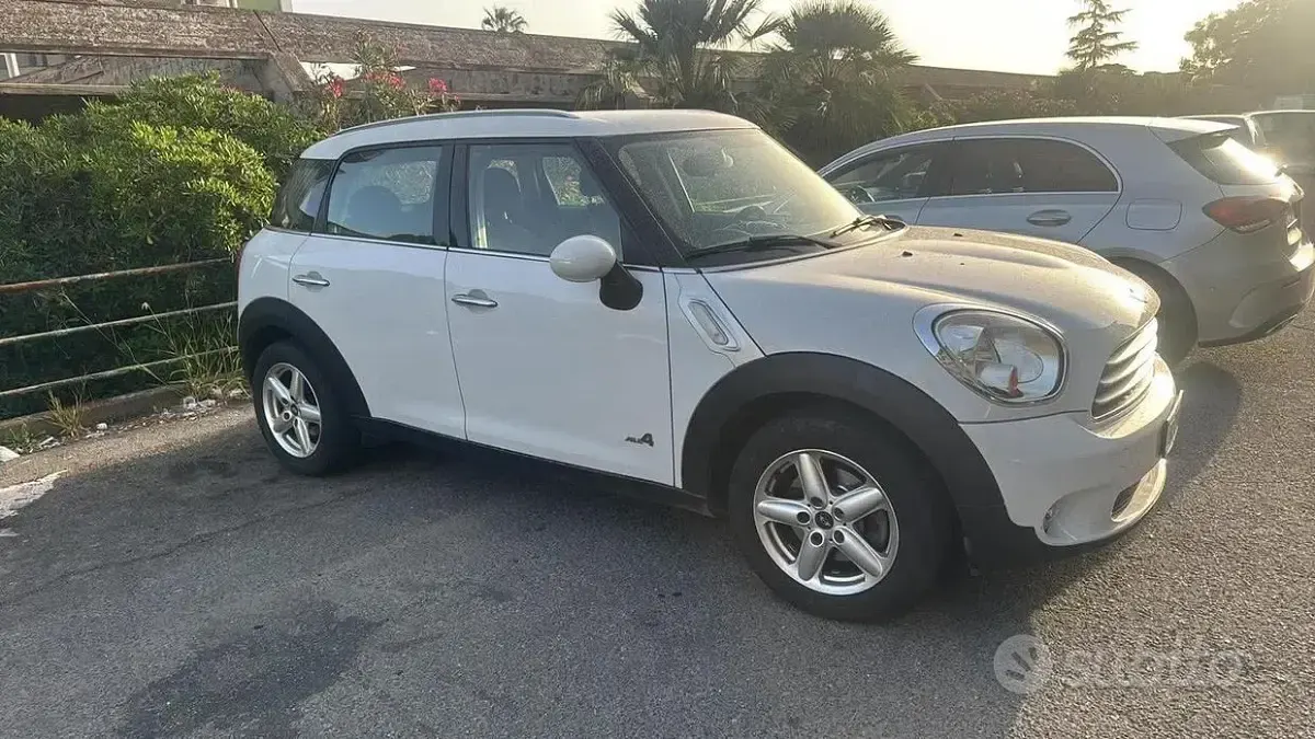 Usata Mini Countryman 111 CV (81 kW) 2012 Bianco SUV