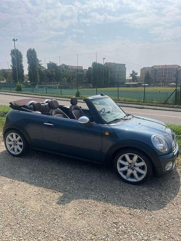 Usata Mini Cooper D Cabriolet 111 CV (81 kW) 2011 Blu/azzurro Cabrio