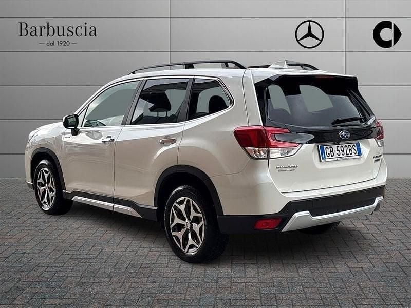 Usata Subaru Forester Style 150 CV (110 kW) 2020 Bianco SUV