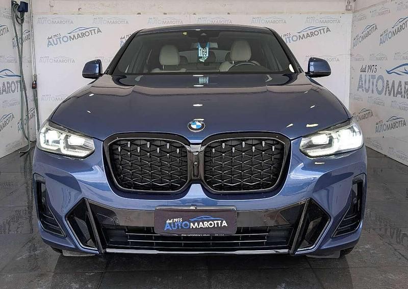 Usata BMW X4 M Sport 190 CV (139 kW) 2021 Phytonic blue metallizzato SUV