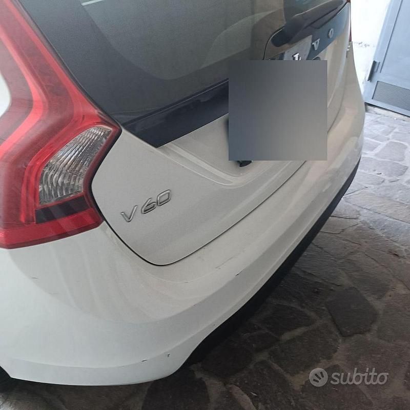 Usata Volvo V60 2012 Bianco Station wagon