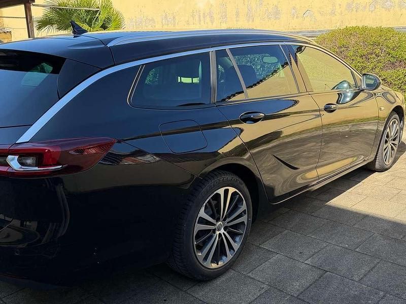 Usata Opel Insignia Business 136 CV (100 kW) 2020 Nero Station wagon