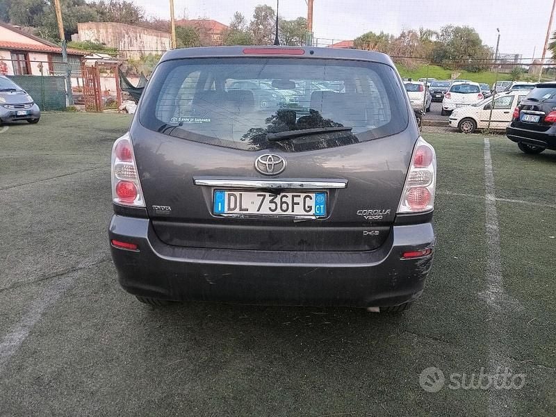 Usata Toyota Corolla Verso 2007 Monovolume
