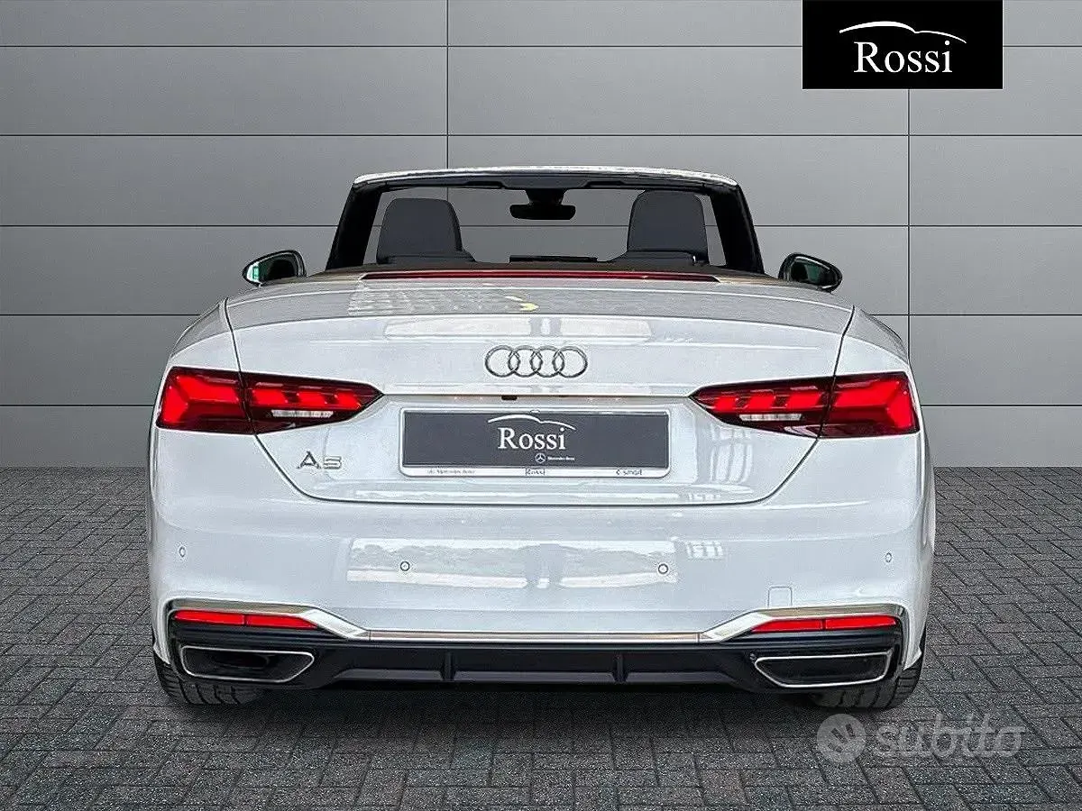 Usata Audi Cabriolet 163 CV (119 kW) 2022 Bianco Cabrio