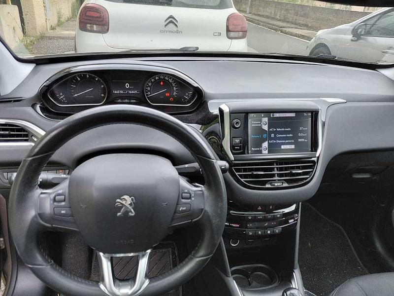 Usata Peugeot 208 Allure 92 CV (67 kW) 2012 Utilitaria