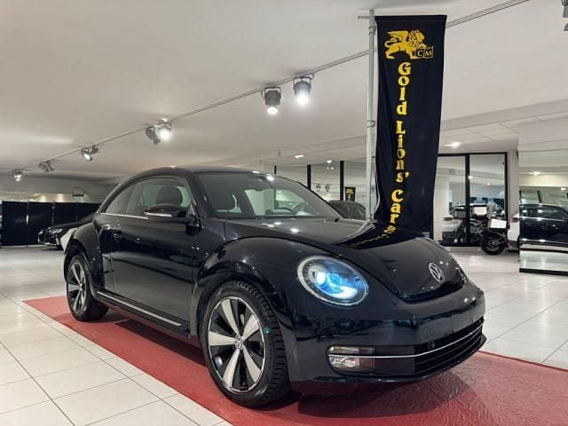 Usata VW Beetle Sportline 140 CV (102 kW) 2013 Nero Utilitaria