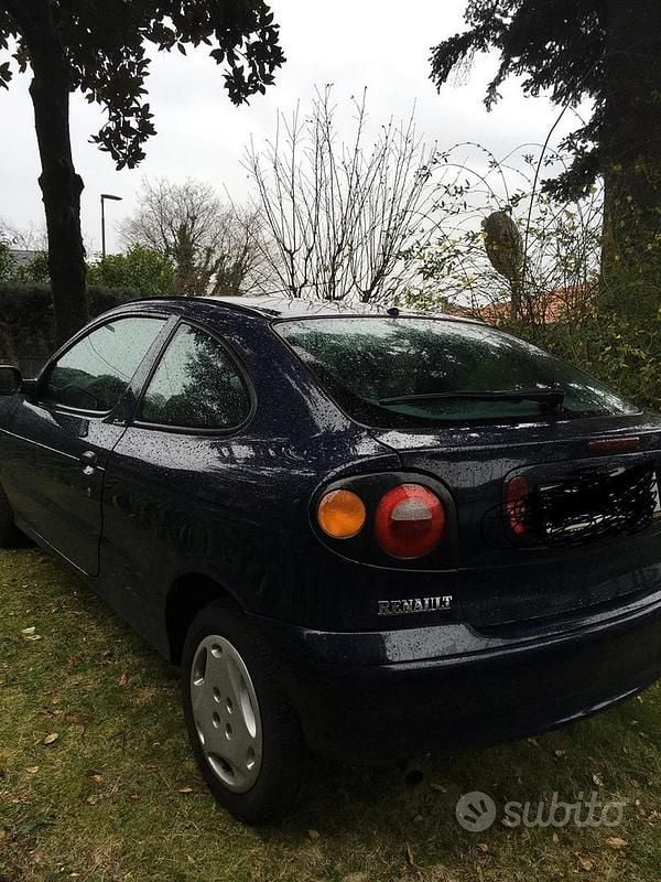 Usata Renault Mégane Coupé 90 CV (66 kW) 1997 Coupé