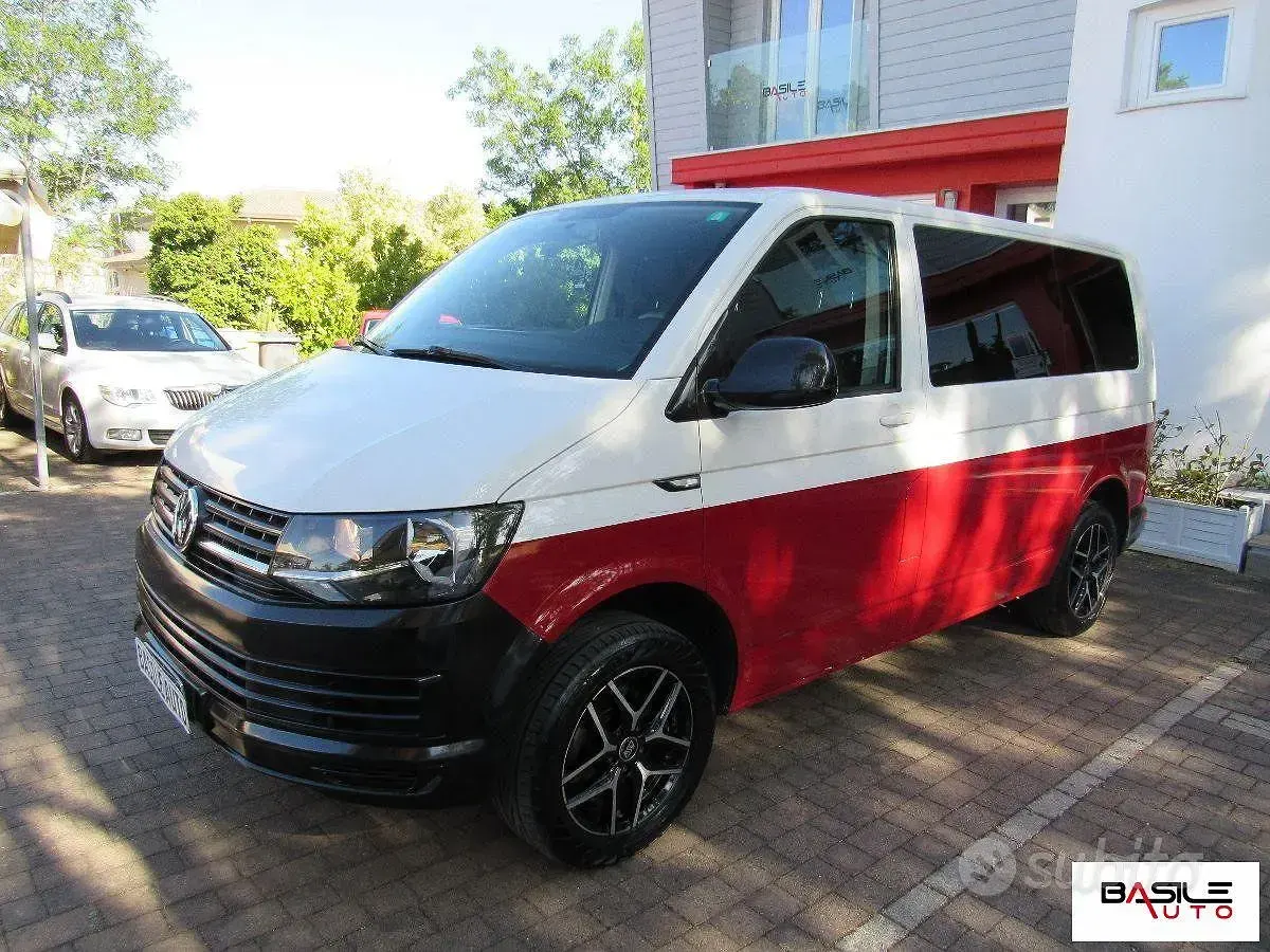 Usata VW Caravelle 150 CV (110 kW) 2018 Bianco Furgone