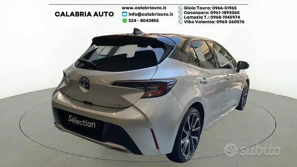 Usata Toyota Corolla Lounge 152 CV (111 kW) 2019 Grigio Berlina