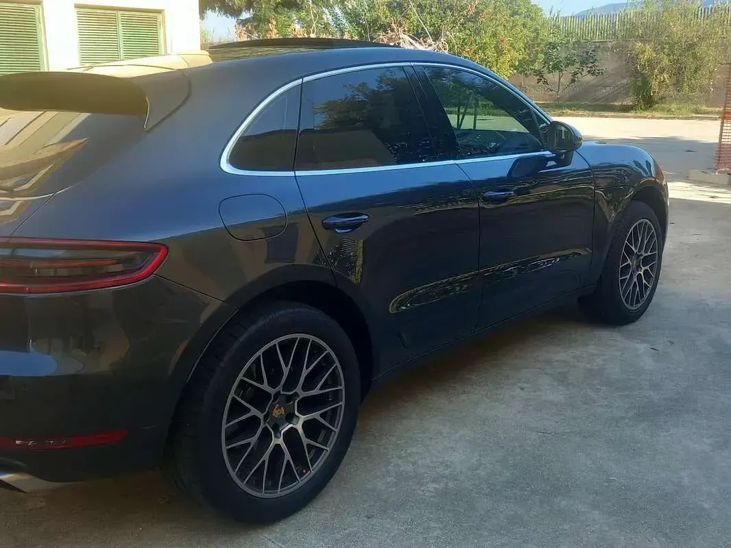 Usata Porsche Macan 252 CV (185 kW) 2018 Grigio SUV