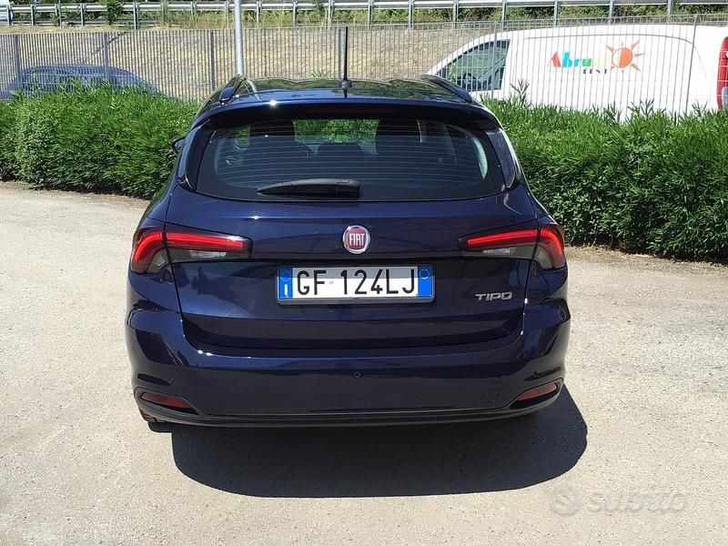 Usata Fiat Tipo Life 131 CV (96 kW) 2021 Blu Station wagon