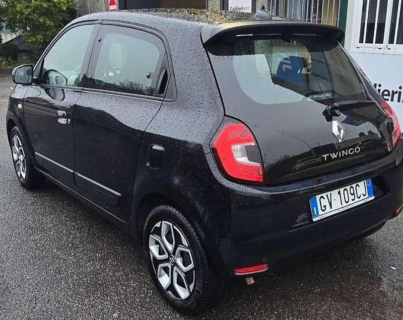 Usata Renault Twingo SE 65 CV (47 kW) 2024 Nero Utilitaria