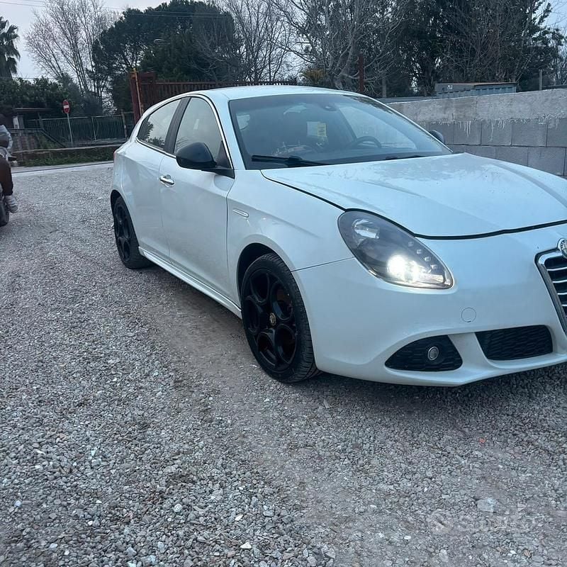 Usata Alfa Romeo Giulietta 120 CV (88 kW) 2010 Utilitaria