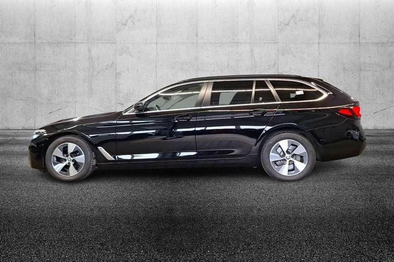 Usata BMW 520 190 CV (139 kW) 2023 Nero Station wagon