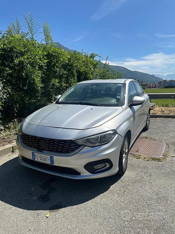 Usata 2016 Fiat Tipo Tre volumi | 5500 € (Super prezzo) - Immagine 1/4
