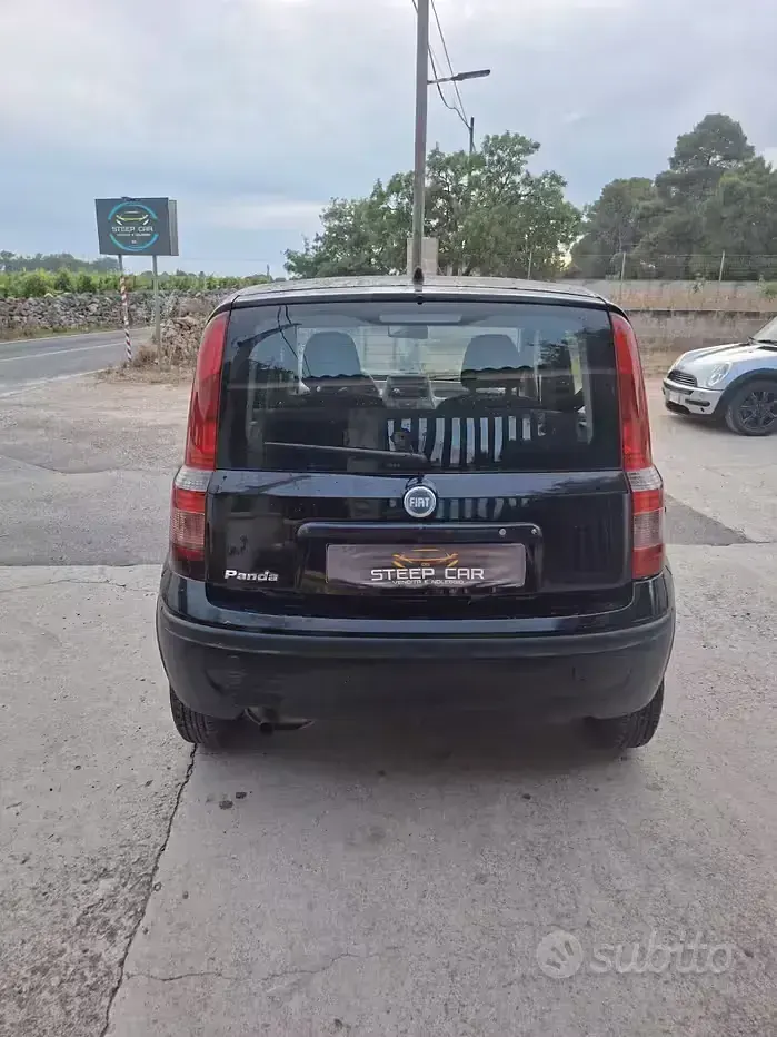 Usata Fiat Panda Active 54 CV (39 kW) 2007 Nero Utilitaria