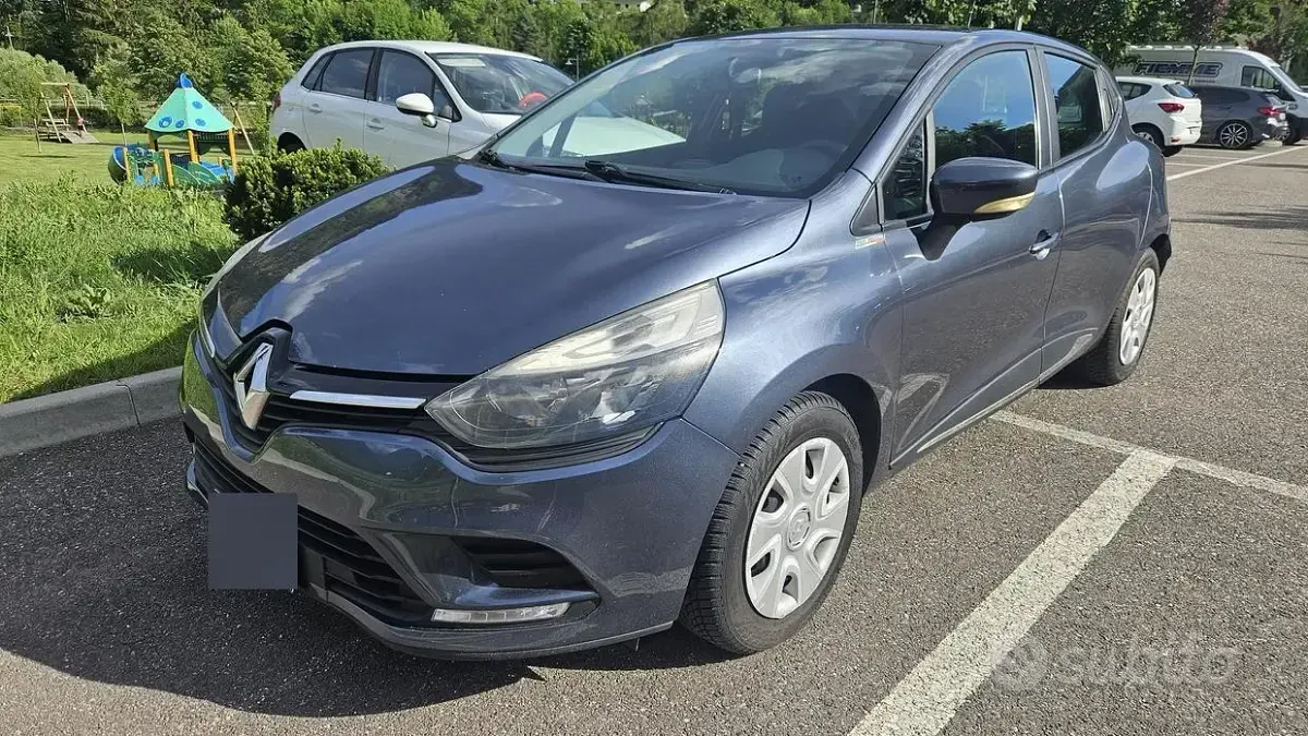 Usata Renault Clio IV 73 CV (53 kW) 2017 Grigio Berlina