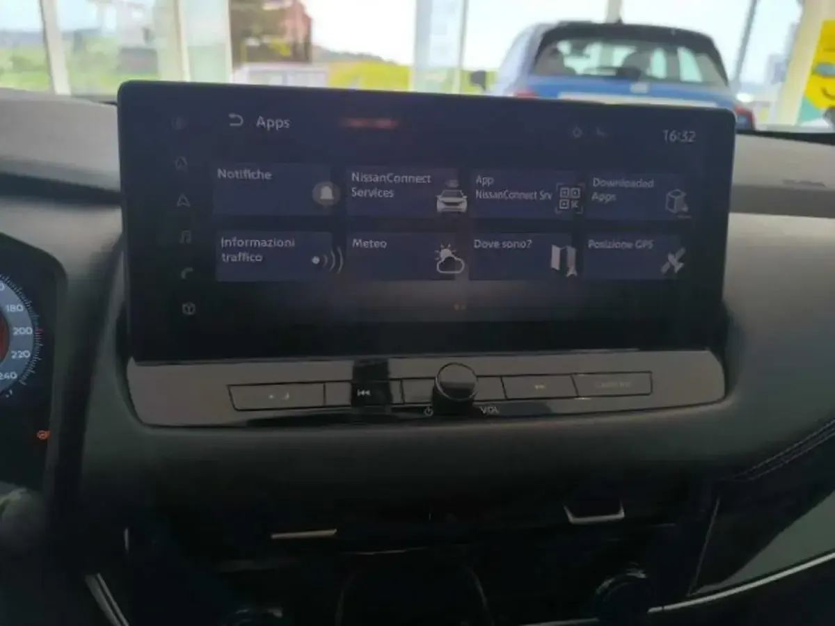 Usata Nissan Qashqai N-Connecta 140 CV (102 kW) 2023 Grigio SUV