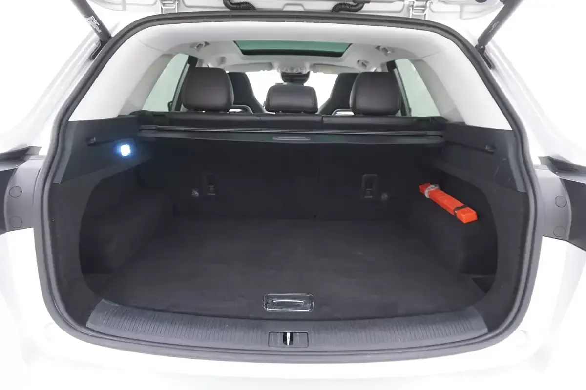 Usata MG HS Luxury 162 CV (119 kW) 2022 Argentoargento SUV