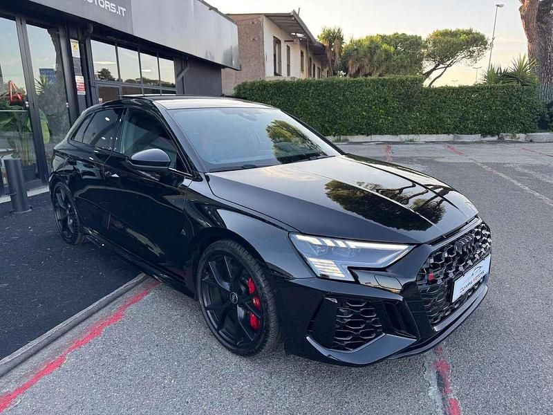 Usata Audi RS3 Ambiente 400 CV (294 kW) 2023 Nero Berlina
