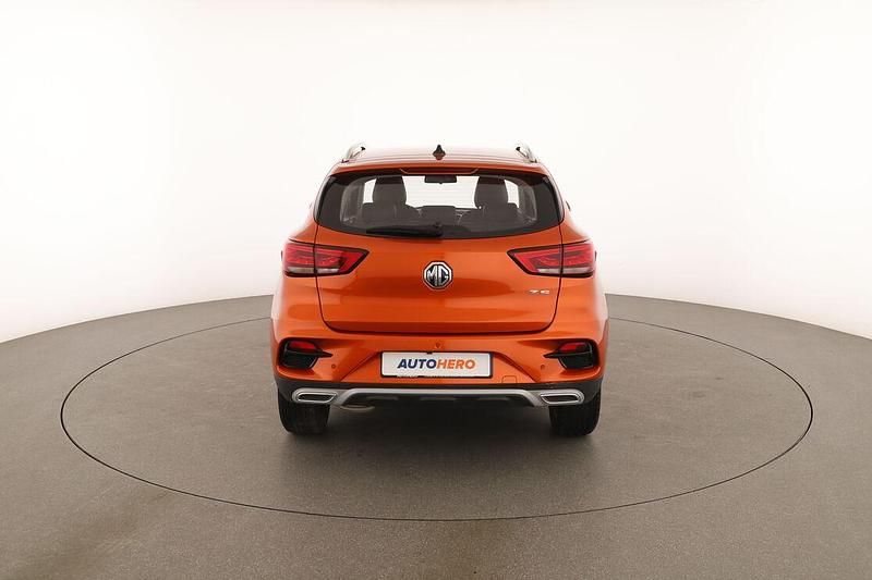 Usata MG ZS Luxury 106 CV (77 kW) 2024 Arancio SUV