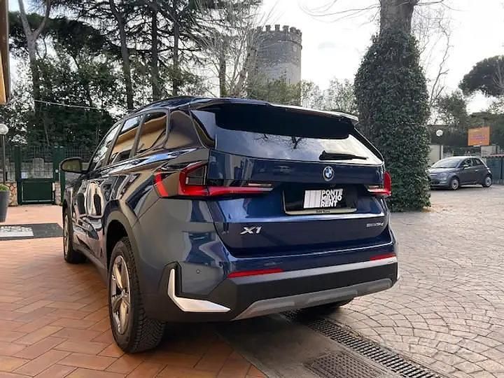 Usata BMW X1 Efficient Dynamics 150 CV (110 kW) 2023 Blu SUV