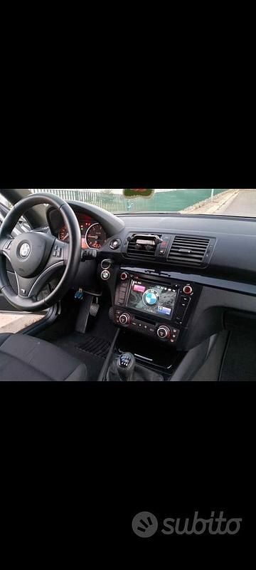 Grigio Usata 2007 BMW 118 Due volumi | 4000 € (Buon prezzo) - Immagine 1/3