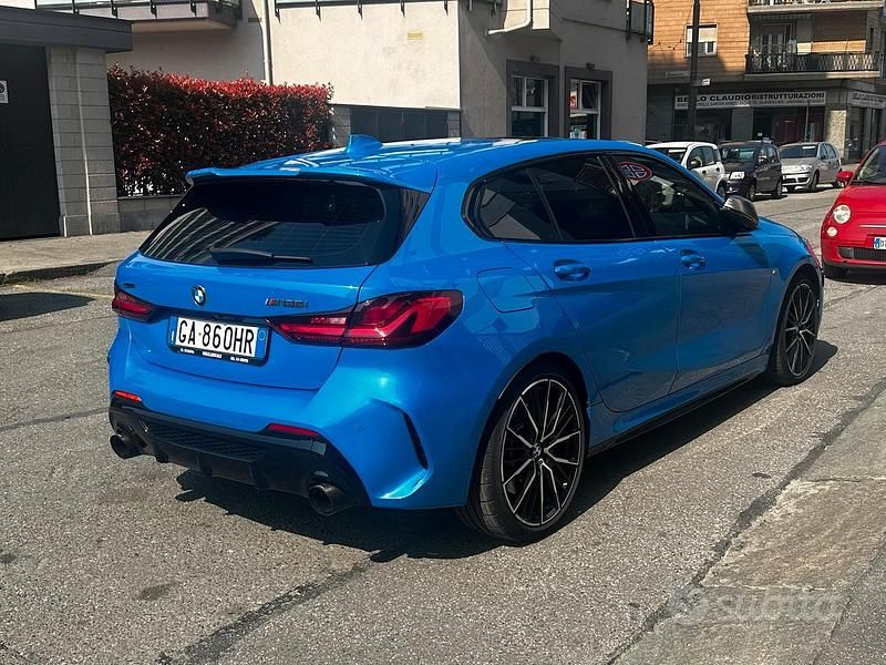 Usata BMW M135 2020 Blu Utilitaria