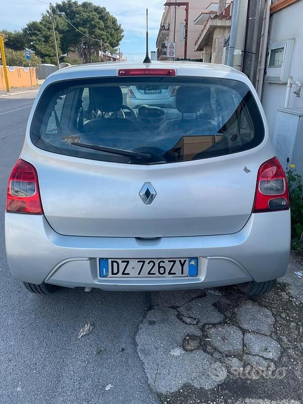 Usata Renault Twingo 75 CV (55 kW) 2010 Grigio Utilitaria
