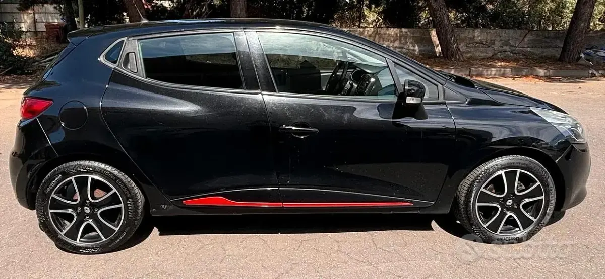 Usata Renault Clio IV 75 CV (55 kW) 2014 Nero Berlina