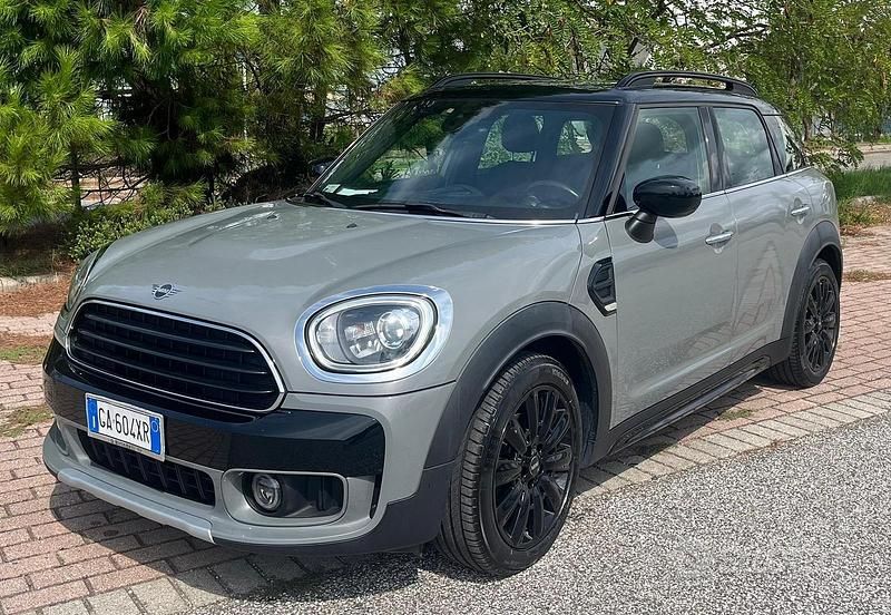 Usata Mini Cooper D Countryman Business 150 CV (110 kW) 2020 Grigio SUV