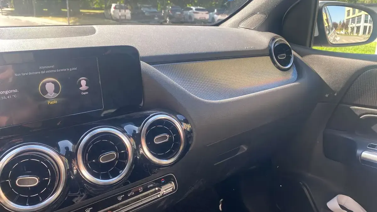 Usata Mercedes B200 150 CV (110 kW) 2021 Utilitaria