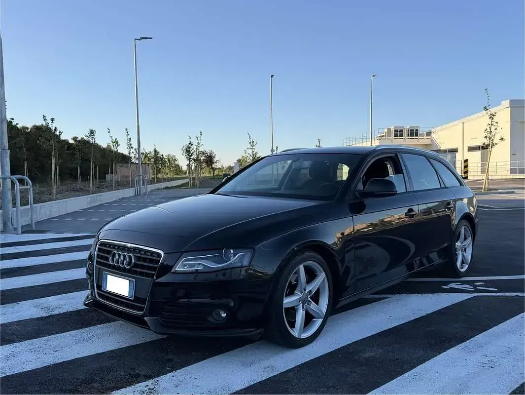 Usata Audi A4 Advanced Plus 143 CV (105 kW) 2010 Nero Station wagon