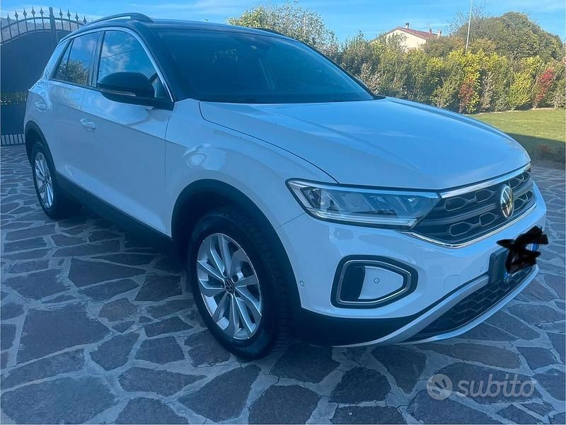 Usata VW T-Roc Edition 150 CV (110 kW) 2024 Bianco SUV