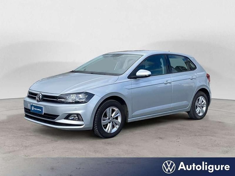 Argento Usata 2020 VW Polo Comfortline Tre volumi | 17.500 € (Buon prezzo) - Immagine 1/4