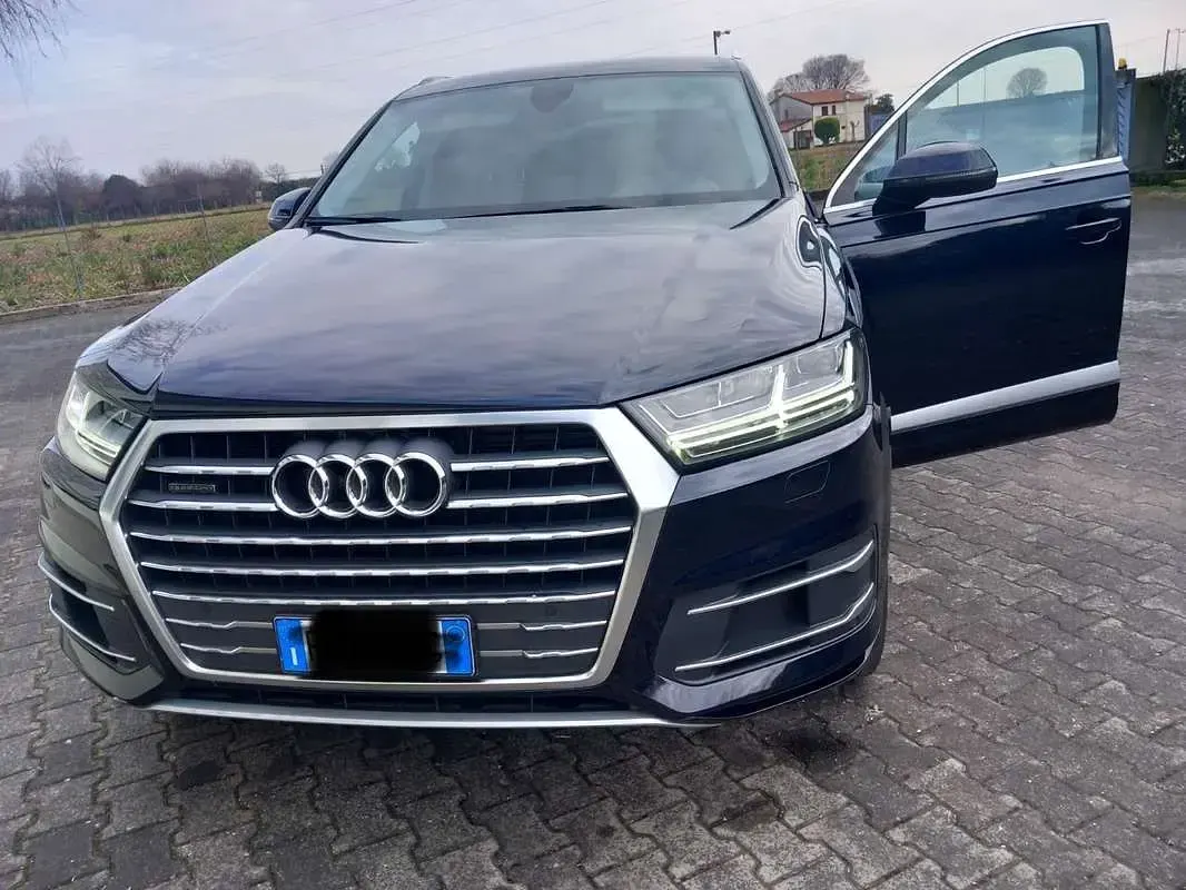 Begagnad Audi Q7 Business Plus 218 HK (160 kW) 2017 Blå SUV