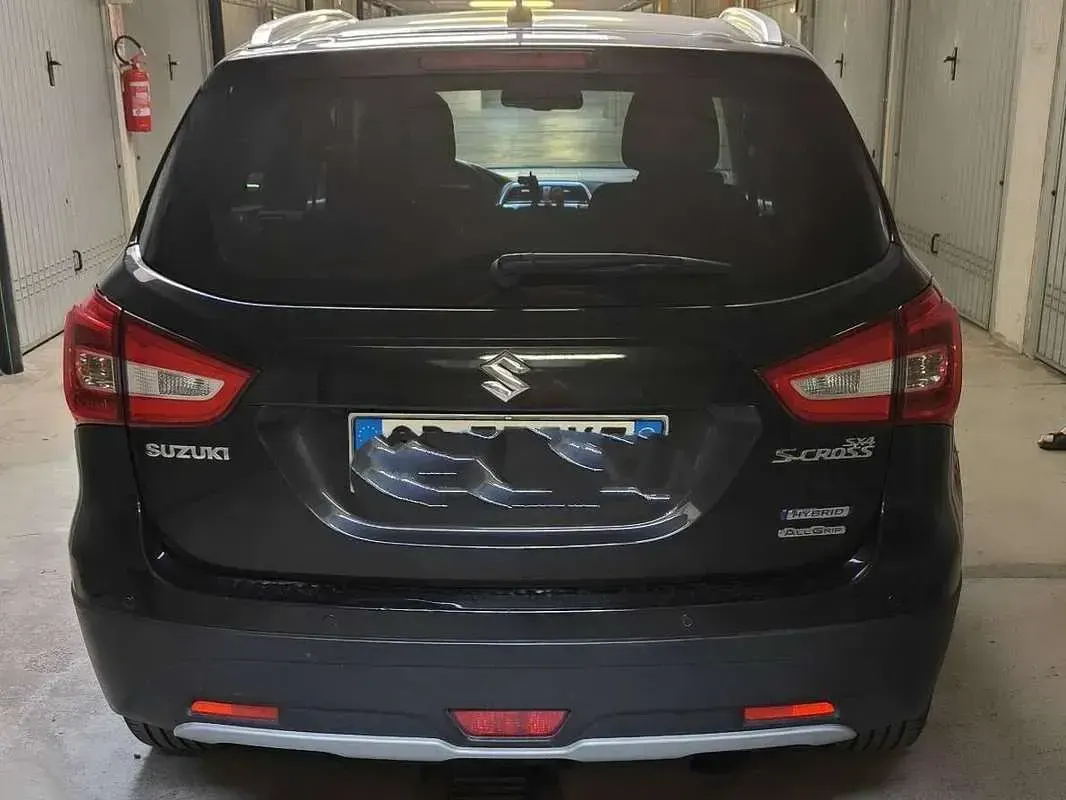 Usata Suzuki SX4 S-Cross 140 CV (102 kW) 2020 Nero SUV